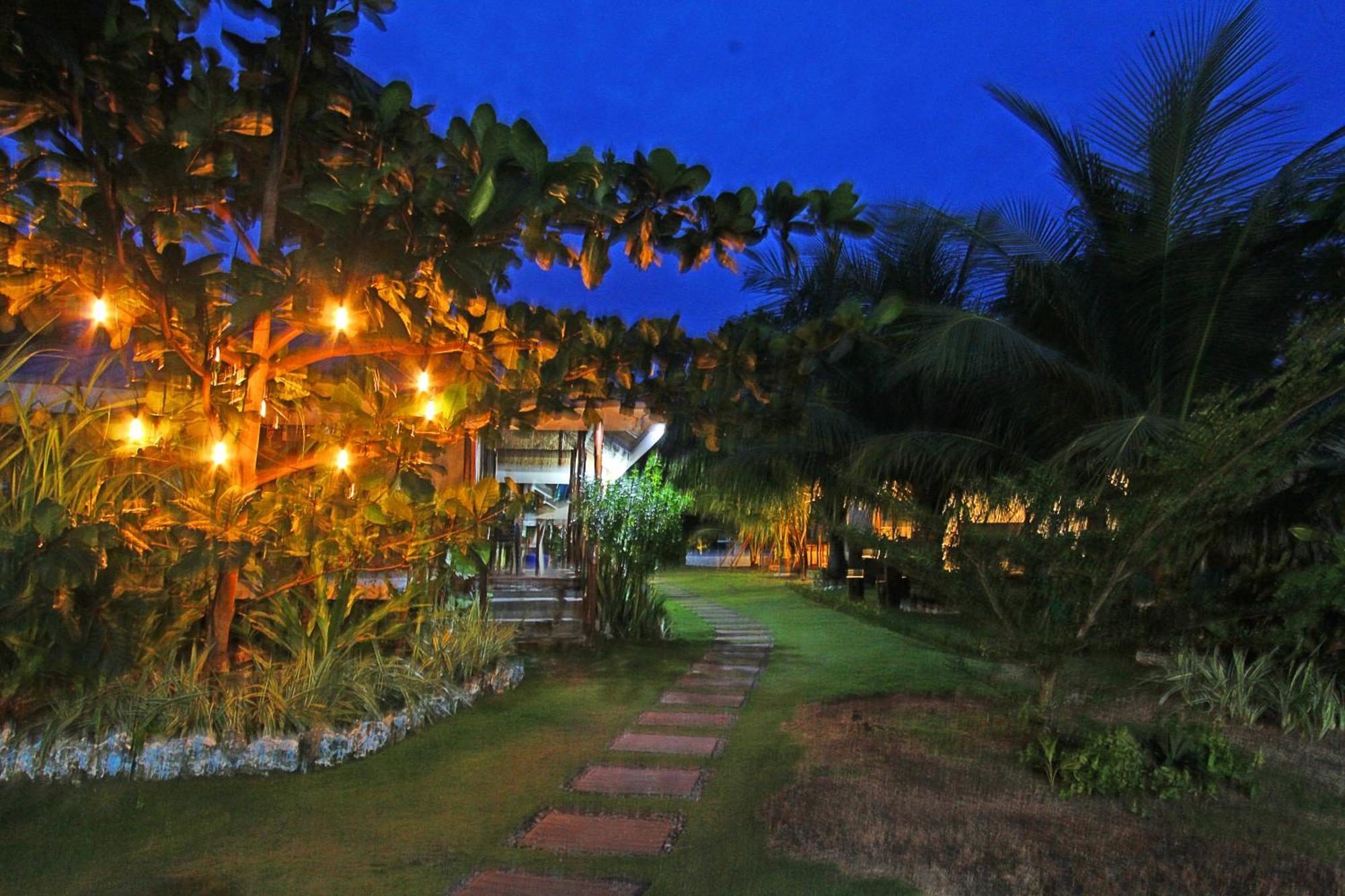 Villa Consolacion Resort General Luna  Exterior photo
