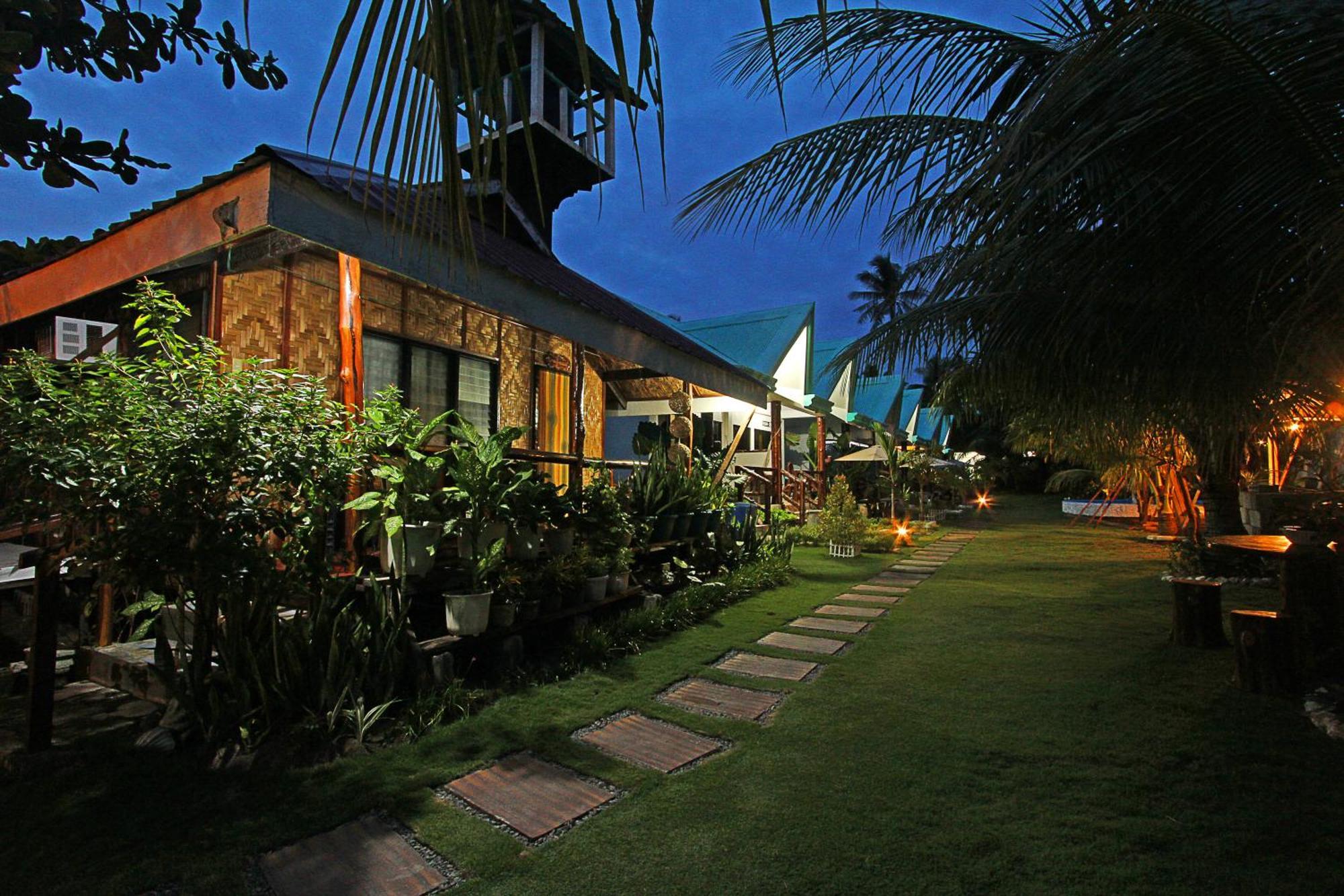 Villa Consolacion Resort General Luna  Exterior photo